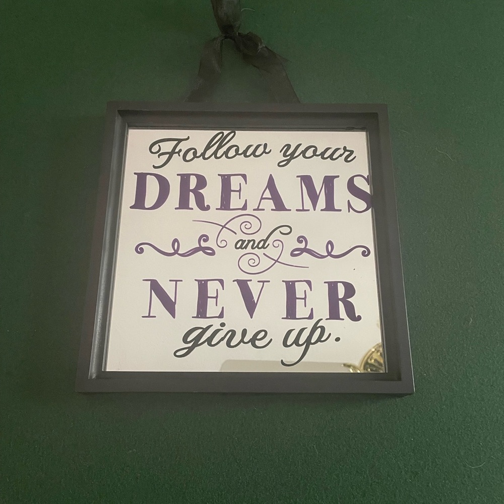 “Follow Your Dreams” Wall Hanging
